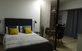 Hermes New & Comfy Studio - 25' Walk To The Acropolis